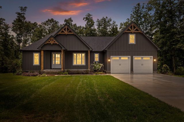 2796 Mowbray Pike, Soddy Daisy, TN 37379