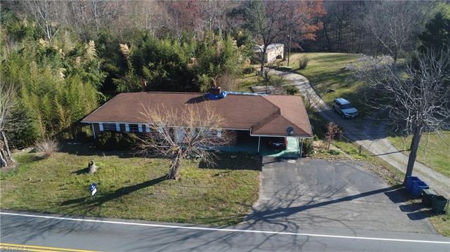 925 S Franklin Road, Mount Airy, NC 27030