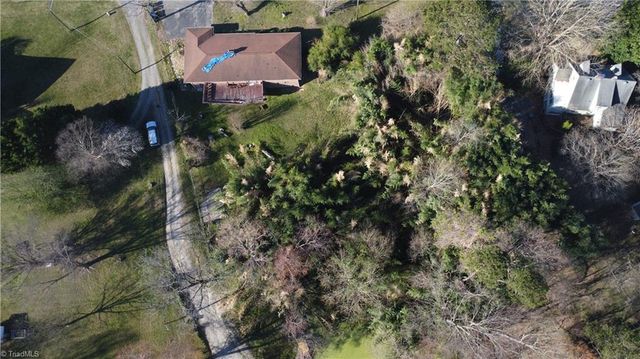 925 S Franklin Road, Mount Airy, NC 27030