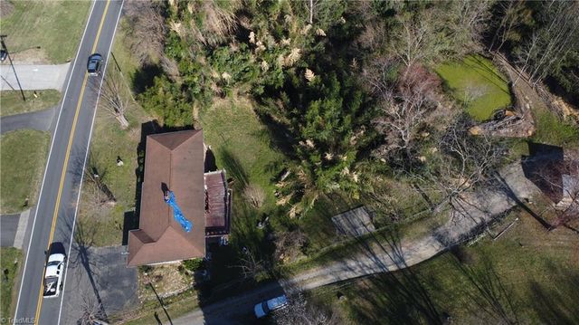 925 S Franklin Road, Mount Airy, NC 27030