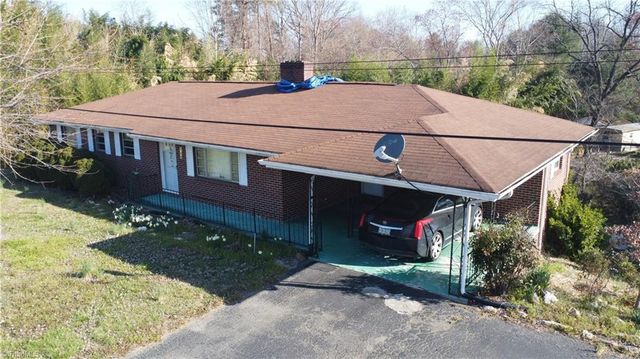 925 S Franklin Road, Mount Airy, NC 27030