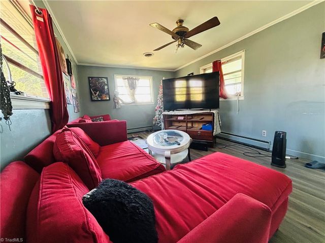 925 S Franklin Road, Mount Airy, NC 27030
