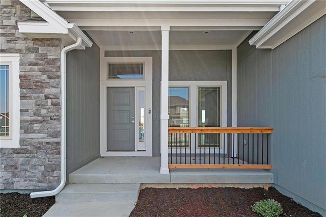 11111 N Bristol Avenue, Kansas City, MO 64156