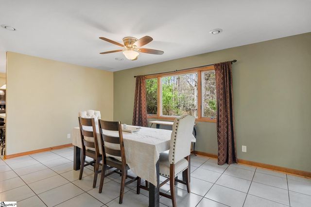 1493 Iroquois Drive, Seneca, SC 29672