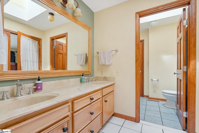 1493 Iroquois Drive, Seneca, SC 29672