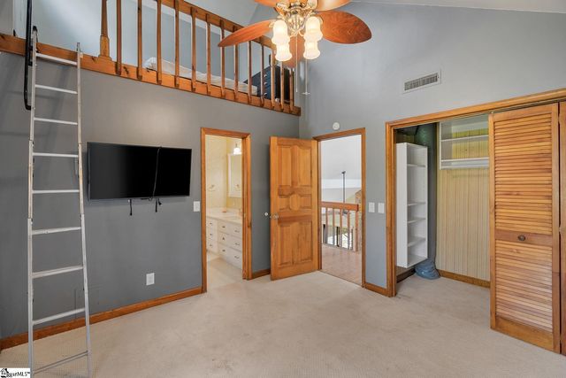 1493 Iroquois Drive, Seneca, SC 29672