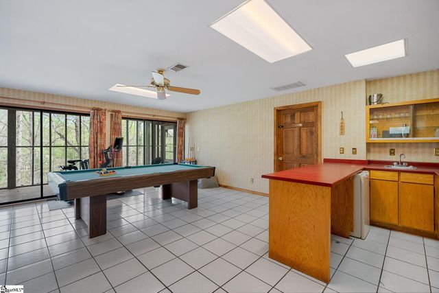 1493 Iroquois Drive, Seneca, SC 29672