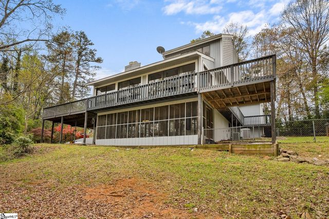 1493 Iroquois Drive, Seneca, SC 29672