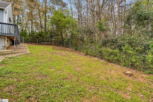 1493 Iroquois Drive, Seneca, SC 29672