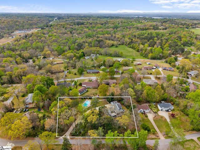 1493 Iroquois Drive, Seneca, SC 29672