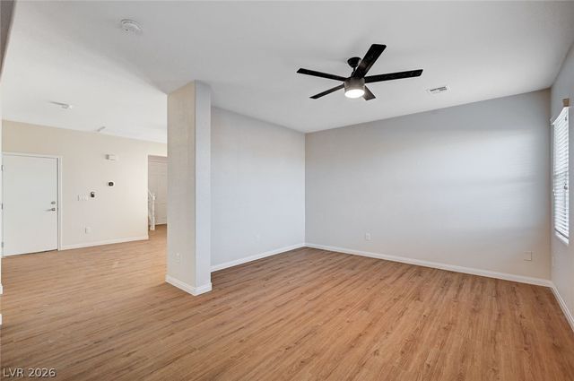 8186 Lone Boulder Street, Las Vegas, NV 89113