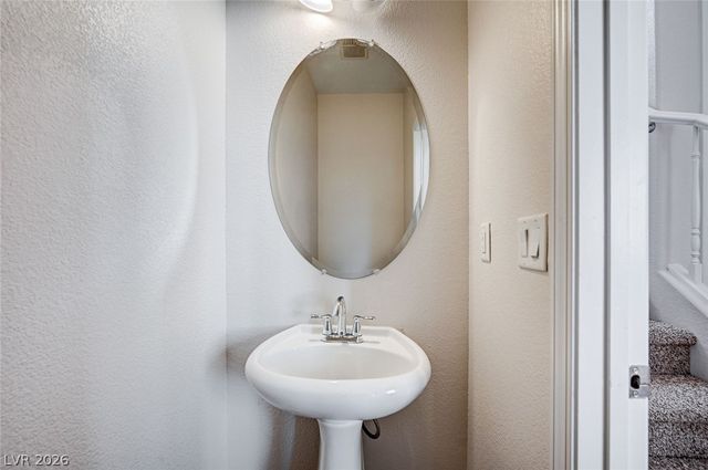 8186 Lone Boulder Street, Las Vegas, NV 89113