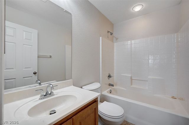 8186 Lone Boulder Street, Las Vegas, NV 89113