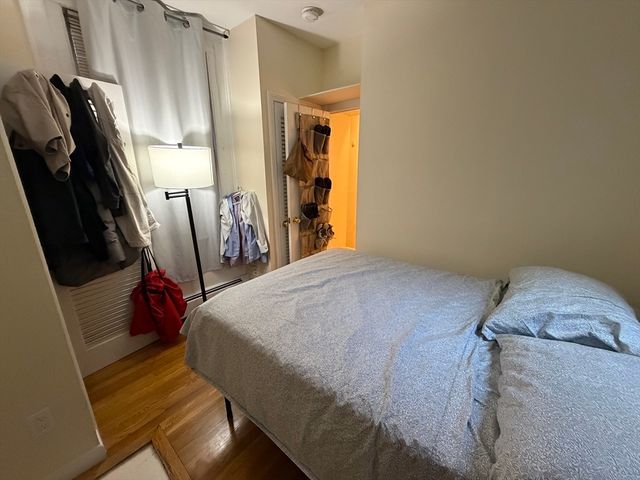 11 S Russell St. 3, Boston, MA 02114
