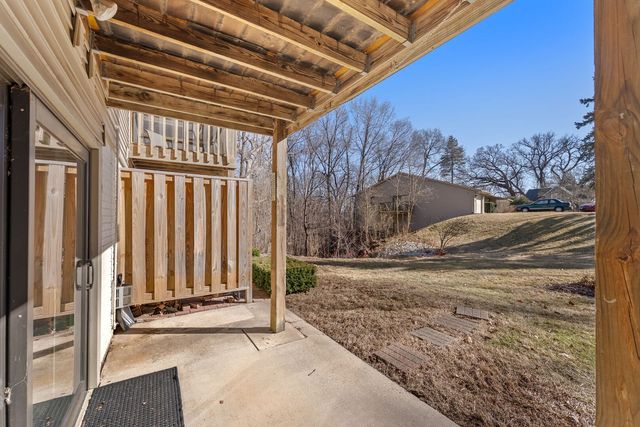 2809 12th Avenue 202, Rock Island, IL 61201