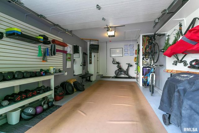 2809 12th Avenue 202, Rock Island, IL 61201