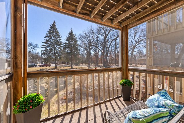 2809 12th Avenue 202, Rock Island, IL 61201