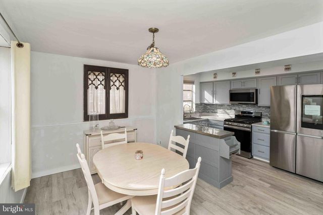 1130 FANSHAWE ST, Philadelphia, PA 19111