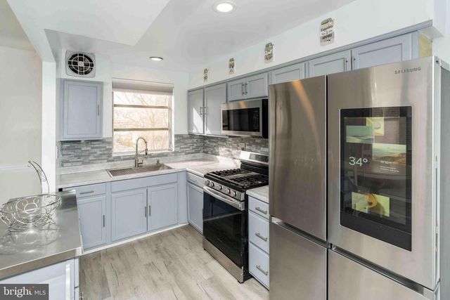 1130 FANSHAWE ST, Philadelphia, PA 19111