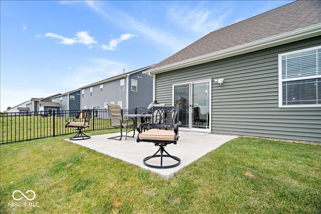 271 Dyson Drive, Whiteland, IN 46184