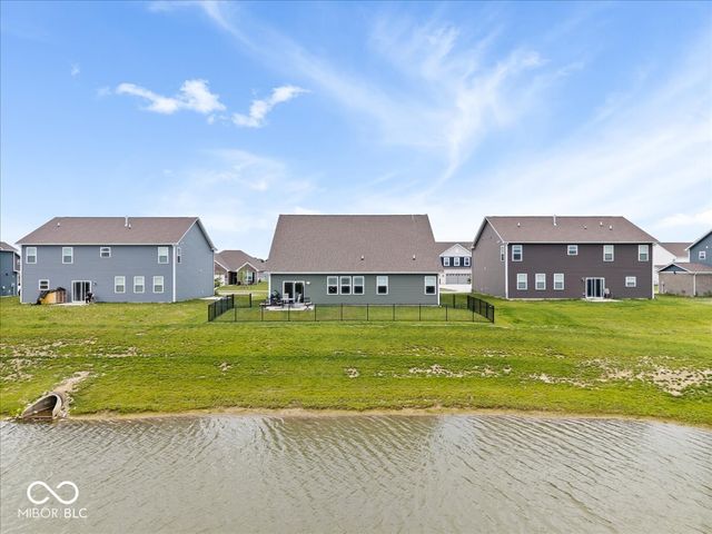 271 Dyson Drive, Whiteland, IN 46184