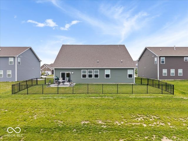 271 Dyson Drive, Whiteland, IN 46184