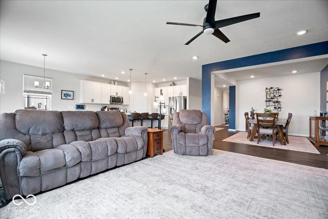 271 Dyson Drive, Whiteland, IN 46184