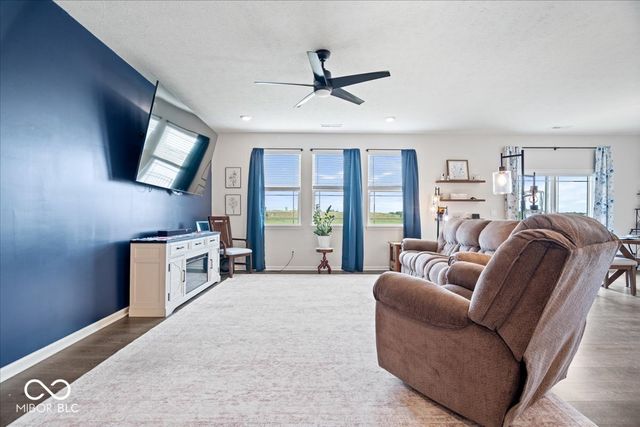 271 Dyson Drive, Whiteland, IN 46184