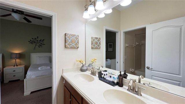 2353 VICTORIA DRIVE, Davenport, FL 33837