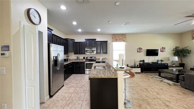 2353 VICTORIA DRIVE, Davenport, FL 33837