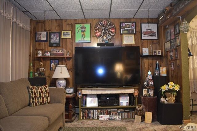 3692 1st Street, Hamburg, NY 14219