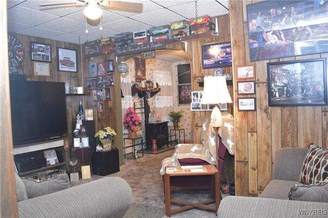 3692 1st Street, Hamburg, NY 14219