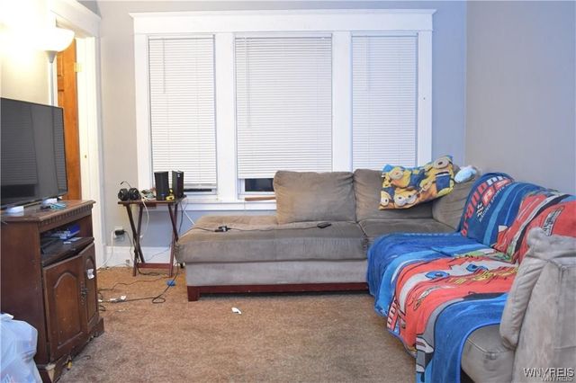 3692 1st Street, Hamburg, NY 14219