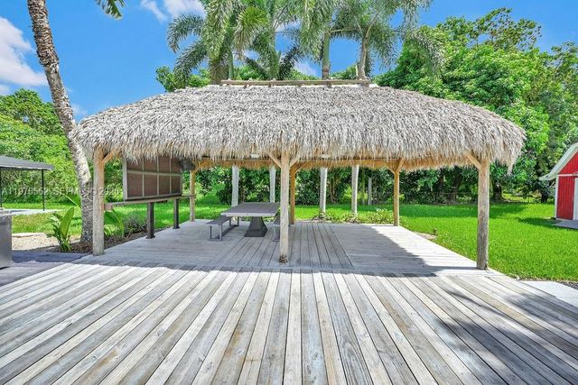 5300 SW 162nd Ave, Southwest Ranches, FL 33331