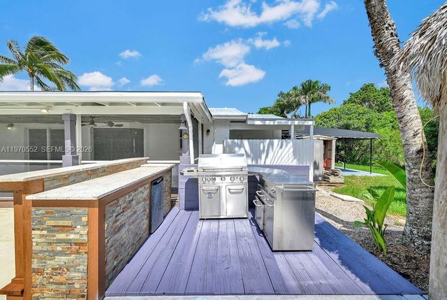 5300 SW 162nd Ave, Southwest Ranches, FL 33331