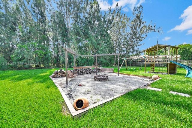5300 SW 162nd Ave, Southwest Ranches, FL 33331