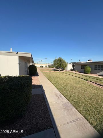 10884 W COGGINS Drive, Sun City, AZ 85351