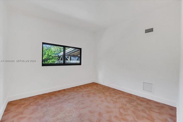 7132 SW 65th Ave, South Miami, FL 33143