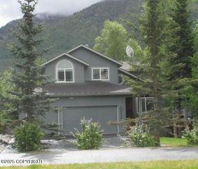 20638 Driftwood Bay Drive, Eagle River, AK 99577