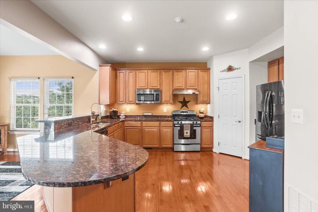 89 MALEK DR, Hanover, PA 17331