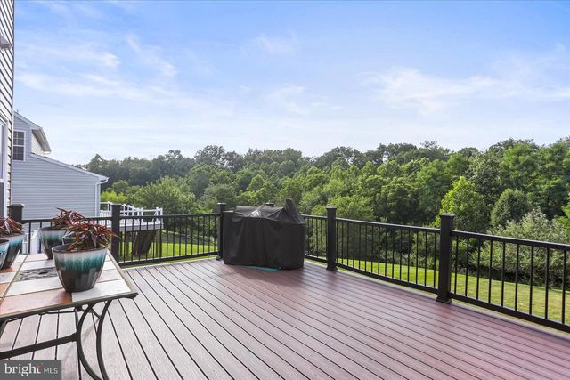 89 MALEK DR, Hanover, PA 17331