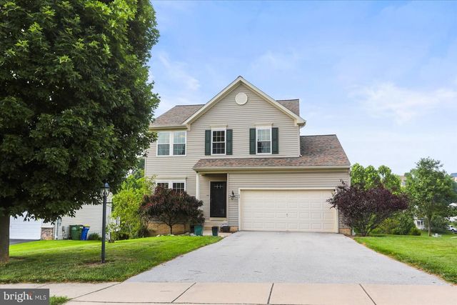 89 MALEK DR, Hanover, PA 17331