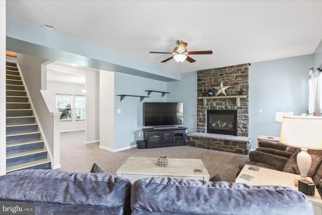 89 MALEK DR, Hanover, PA 17331
