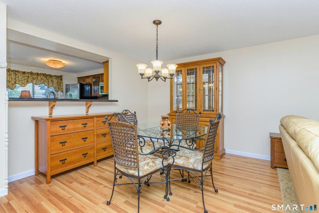 21 Wynwood Drive 21, Cromwell, CT 06416