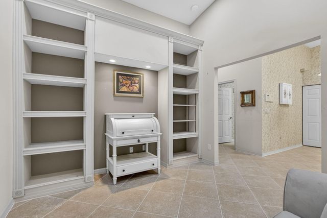 9386 Bridgeport Drive, West Palm Beach, FL 33411