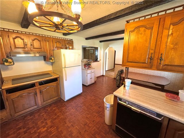 757 Grandview Avenue, Point Pleasant, WV 25550