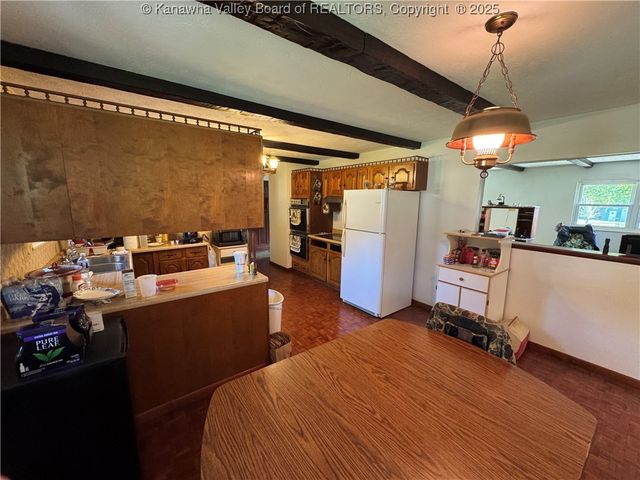 757 Grandview Avenue, Point Pleasant, WV 25550