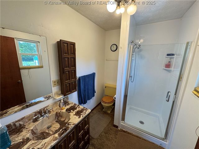 757 Grandview Avenue, Point Pleasant, WV 25550