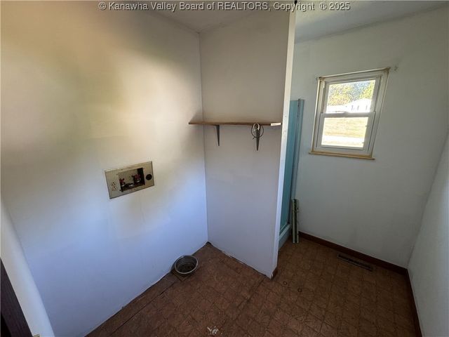 757 Grandview Avenue, Point Pleasant, WV 25550