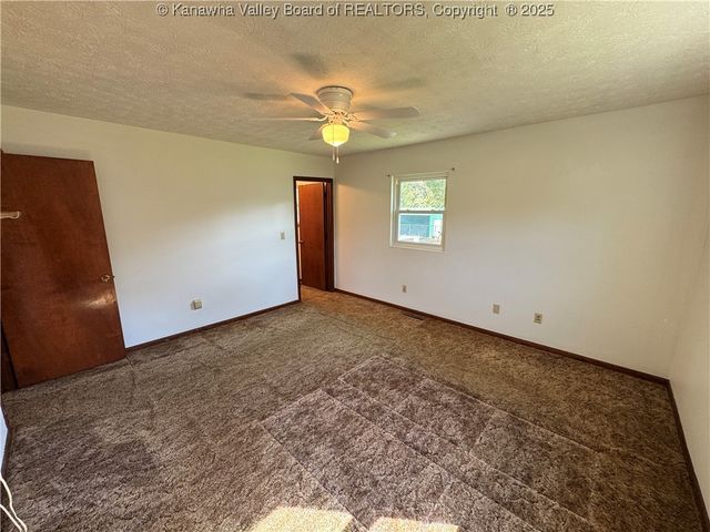 757 Grandview Avenue, Point Pleasant, WV 25550